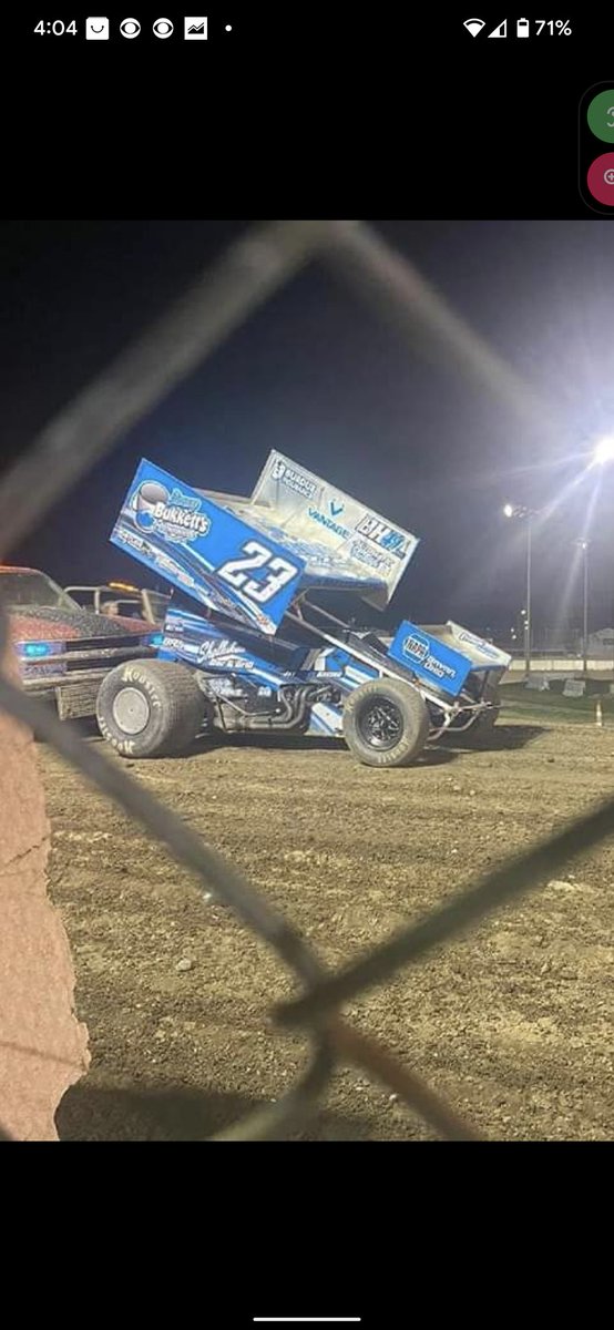 JKiserRacing23's tweet photo. The #BH41 @VantageAthletic #NAPAofBryan #JimmyBukketts #BurdueInsurance #Shellukes #AmericanDrainSolutions #SpankysPizza #AutomaticFireProtection #FremontFence @kistlerracing @BRStuned #23 is taking on the @WorldofOutlaws tonight @atticaracewyprk. We gotta step our game up! https://t.co/uDEvSppjjK