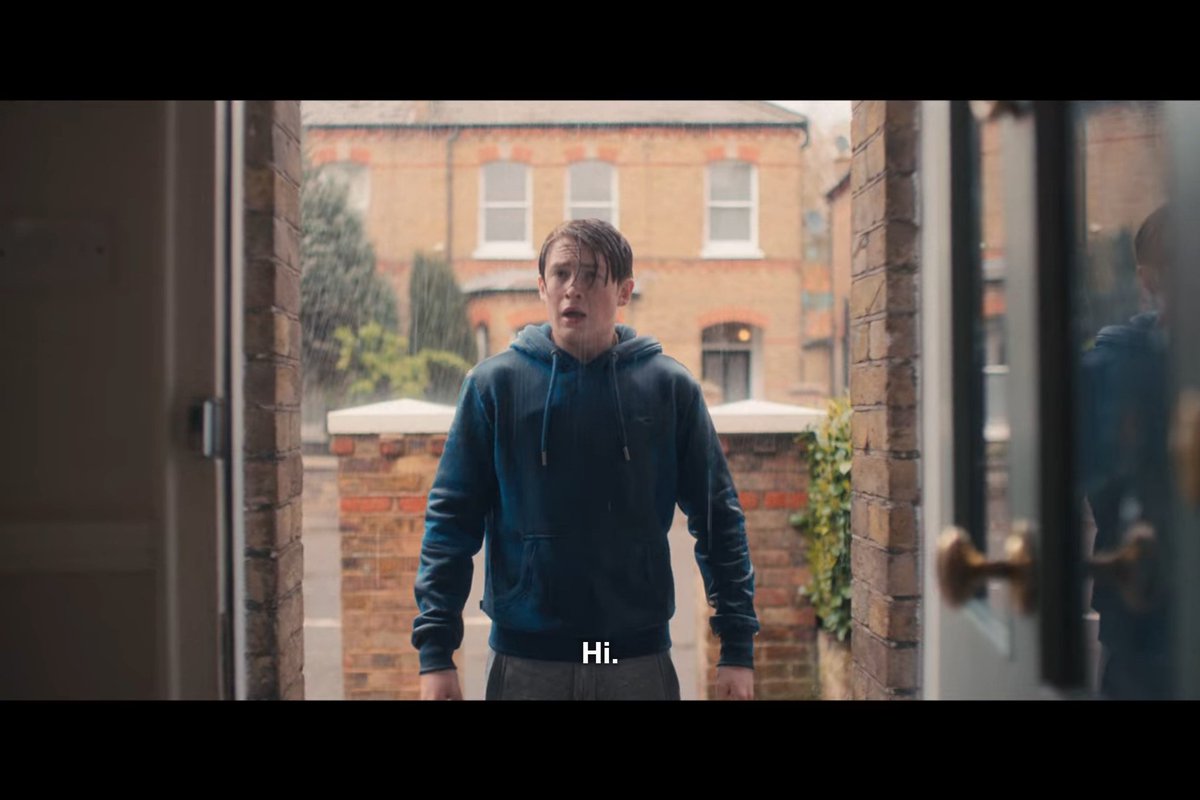 lightsup_lumos's tweet image. It&apos;s pouring right now and i need to resist the urge to grab my hoodie and run out in the rain like this guy right here