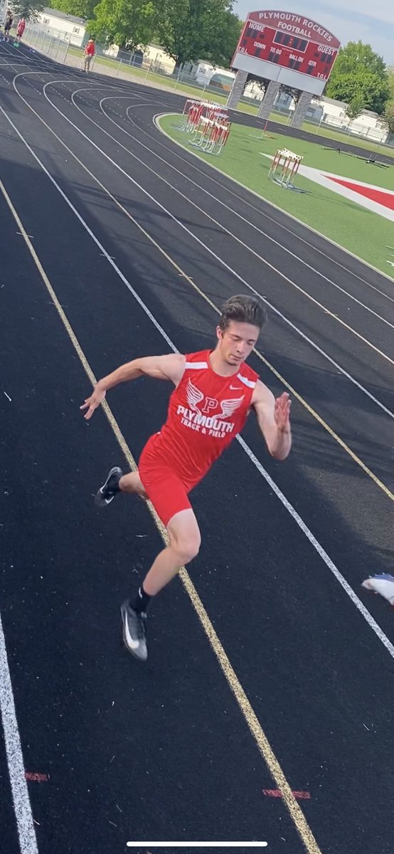 PlymouthHS_XCTF's tweet image. Some pictures from last nights Sectional. Boys were 6th. Congrats to Cristiana Quintana (Shot), David Schadek (800), and Carter Weedling (PV) on making Regionals!!!
