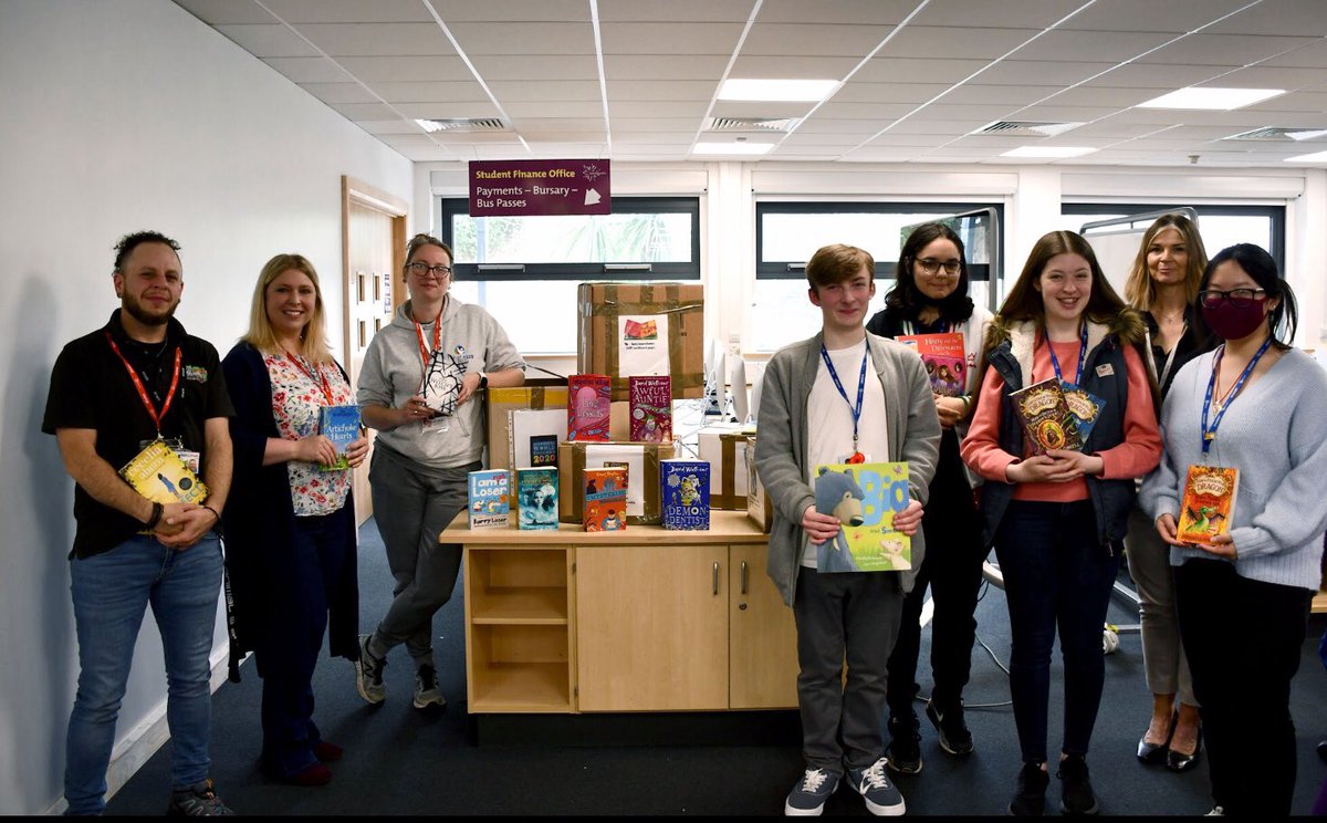 FYiBlackpool6th's tweet photo. Today we handed over books donated by @BlackpoolSixth students &amp; staff to @Literacy_Trust @BPLRevoelution @BpoolCouncil @CMMagicClub Truly inspiring! Can’t wait to work with you on the Literacy Champions Project. See u next time @TheBHYC #GetBlackpoolReading https://t.co/1fHsIAucuv