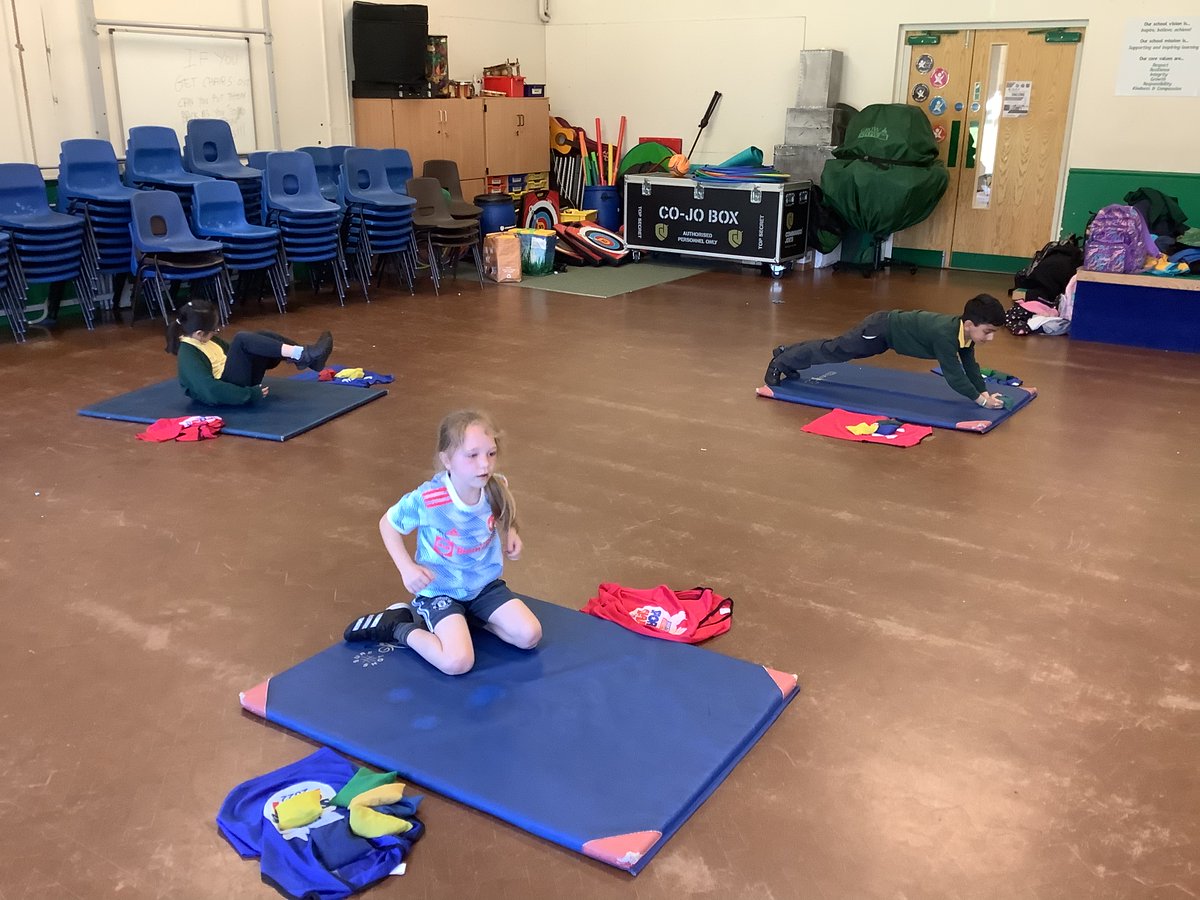 firsprimarysale's tweet photo. More shots from @PEandSportsHub 5 Day Physical Activity Challenge. Days 3,4 & 5 #ActiveFirs #BeActiveStayActive #MrB #MrC #MrD https://t.co/SDDmgvmBaN