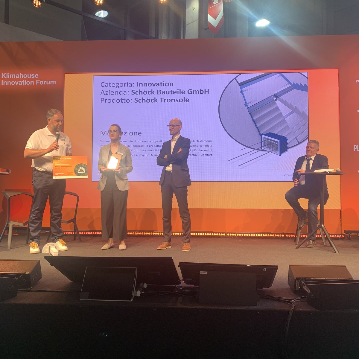 Vincitore #Klimahouse Prize 2022 - Categoria #innovation 
🙌 <a href="/SchoeckBauteile/">Schöck Bauteile GmbH</a>
