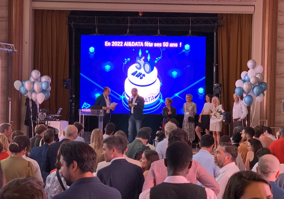 Quel bonheur de tous vous avoir retrouvés hier soir ! Nous étions plus de 200 réunis pour fêter les 50 ans d’AI&amp;DATA.
Un grand merci à tous nos invités d’être venus célébrer ce moment marquant avec nous.
#data #IA #NFT #blockchain #CRM