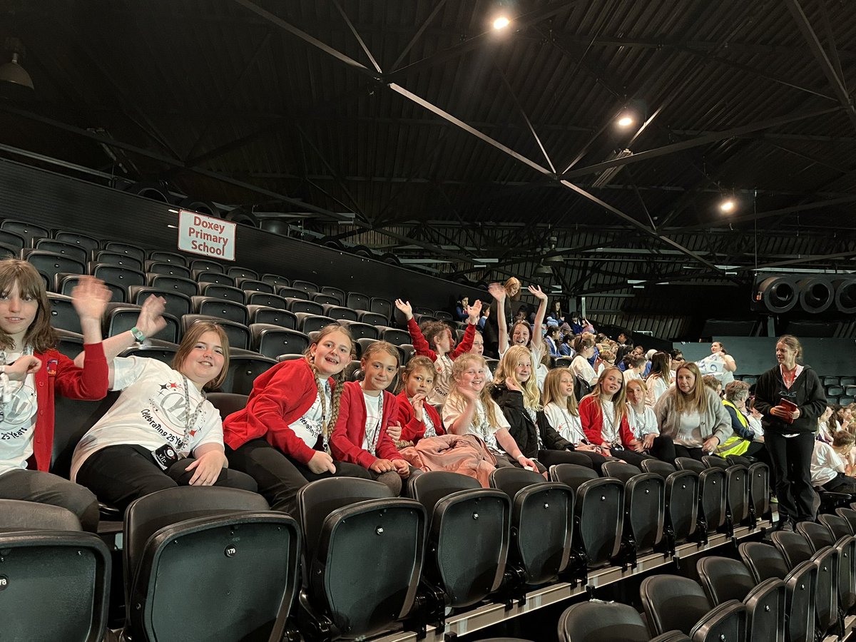doxeyprimary's tweet photo. Ready and rehearsing! #YoungVoices2022 https://t.co/W2E9NMNFZX