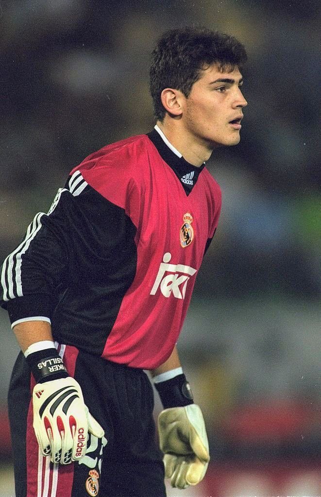 Happy Birthday to Real Madrid & Spain NT legend, Iker Casillas Fernández who turns 41 years old today!  