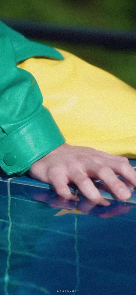 220520 | VOGUE KOREA
Jaehyun X Prada
폰 배경화면

#NCT재현 #JAEHYUN #재현