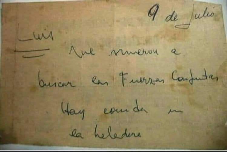 La carta que Graziella Formoso le dejó a Luis, su marido, en la mañana del 9 de julio de 1974, cuando los milicos entraron a su casa y se la llevaron.

"...hay comida en la heladera." 

#MayoMesdelaMemoria
#MarchadelSilencio2022