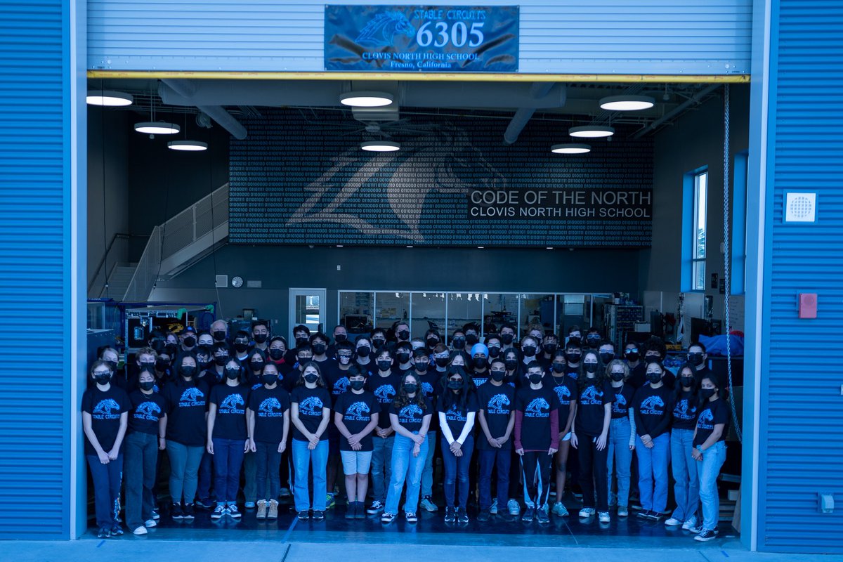 team6305's tweet photo. SENIORS' LAST DAY
Today is the seniors' last of high school. We know they will all achieve great accomplishments in the future. We wish you an amazing life and thank you all for being with us. STABLE CIRCUITS LOVES YOU! https://t.co/xCBT6gkfX8