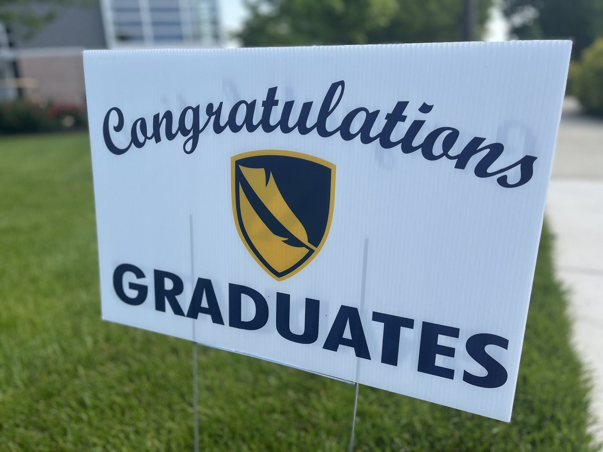 CoppinStateUniv's tweet photo. Itโs a beautiful day for a #CoppinGrad celebration. If youโre not joining us in-person, stream https://t.co/aUfi4uIzk0 https://t.co/am355dPRVy