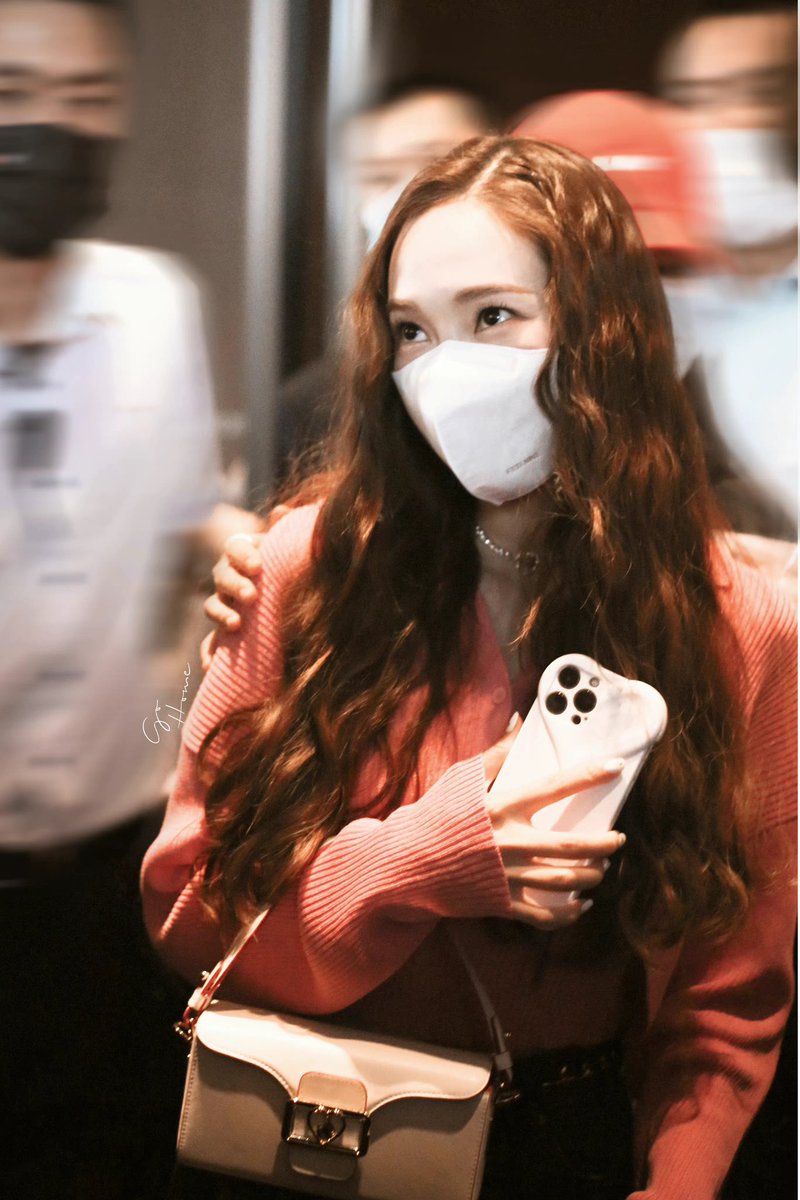 GoHome0418's tweet photo. #제시카 #jessicajung #jessica    

三公加油！
已经在期待下周的小凹猫了🐱 https://t.co/4RASi1LlMX