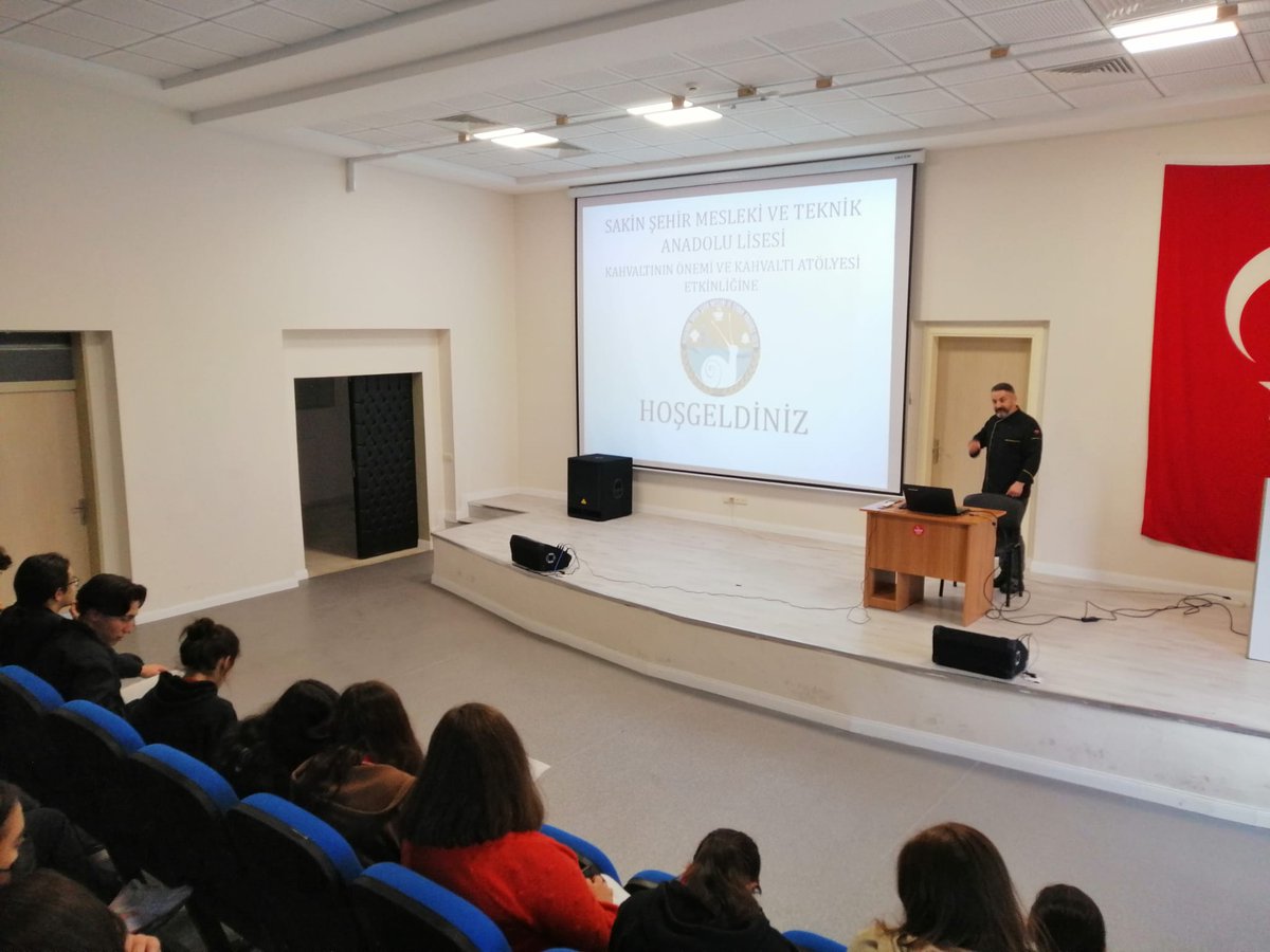 POLYCENTRIC2019's tweet photo. Bugün projemiz kapsamında @IlcePersembe desteğiyle kurulan Perşembe Okul Ağında öğrenci ve öğretmenler "Kahvaltı Atölyesi"nde buluştu.
@ABBaskanligi
@ulusalajans
@Ordu_MEM 
@SedatAbdulhakim 
@mfvargeloglu https://t.co/jfd85S2fbF
