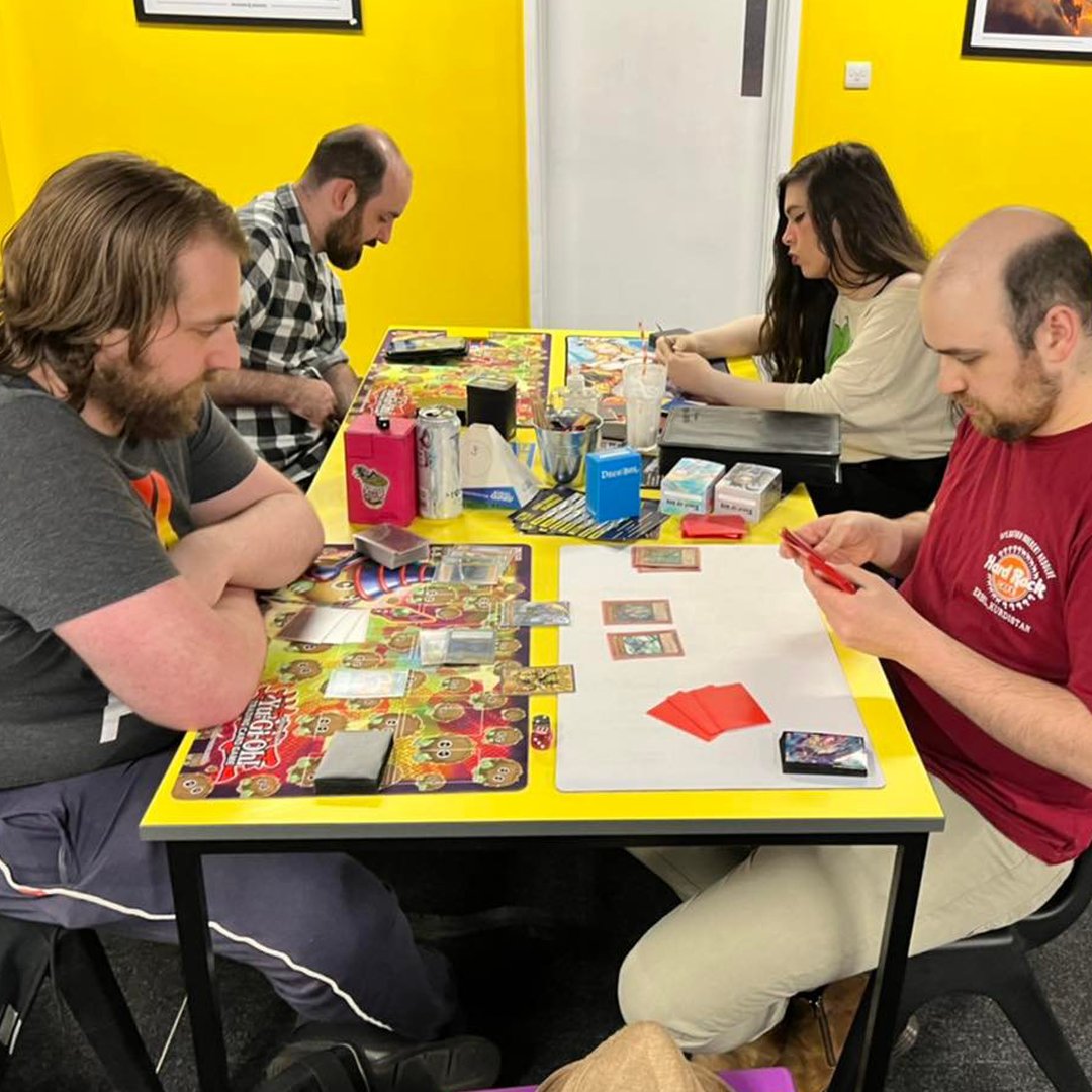 GeekRetreatUK's tweet photo. Check out the pose the Top 3 pulled for their victory photo at @GR_Cardiff Yu-Gi-Oh! Dimension Force Pre-Release Event last week.
#yugioh #yugiohcommunity #yugiohtcg #dimensionforce #dimensionforceprerelease #yugiohdimensionforce https://t.co/MyNTLZlwgm
