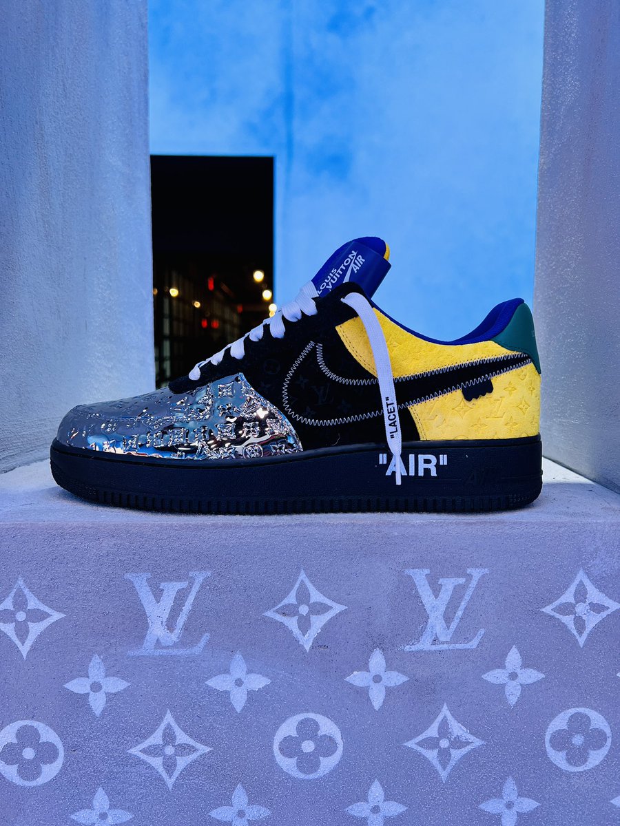 A celebration of Virgil Abloh in Brooklyn. 🕊🕊 The Louis Vuitton x Nike AF1 experience @Nike @LouisVuitton @virgilabloh