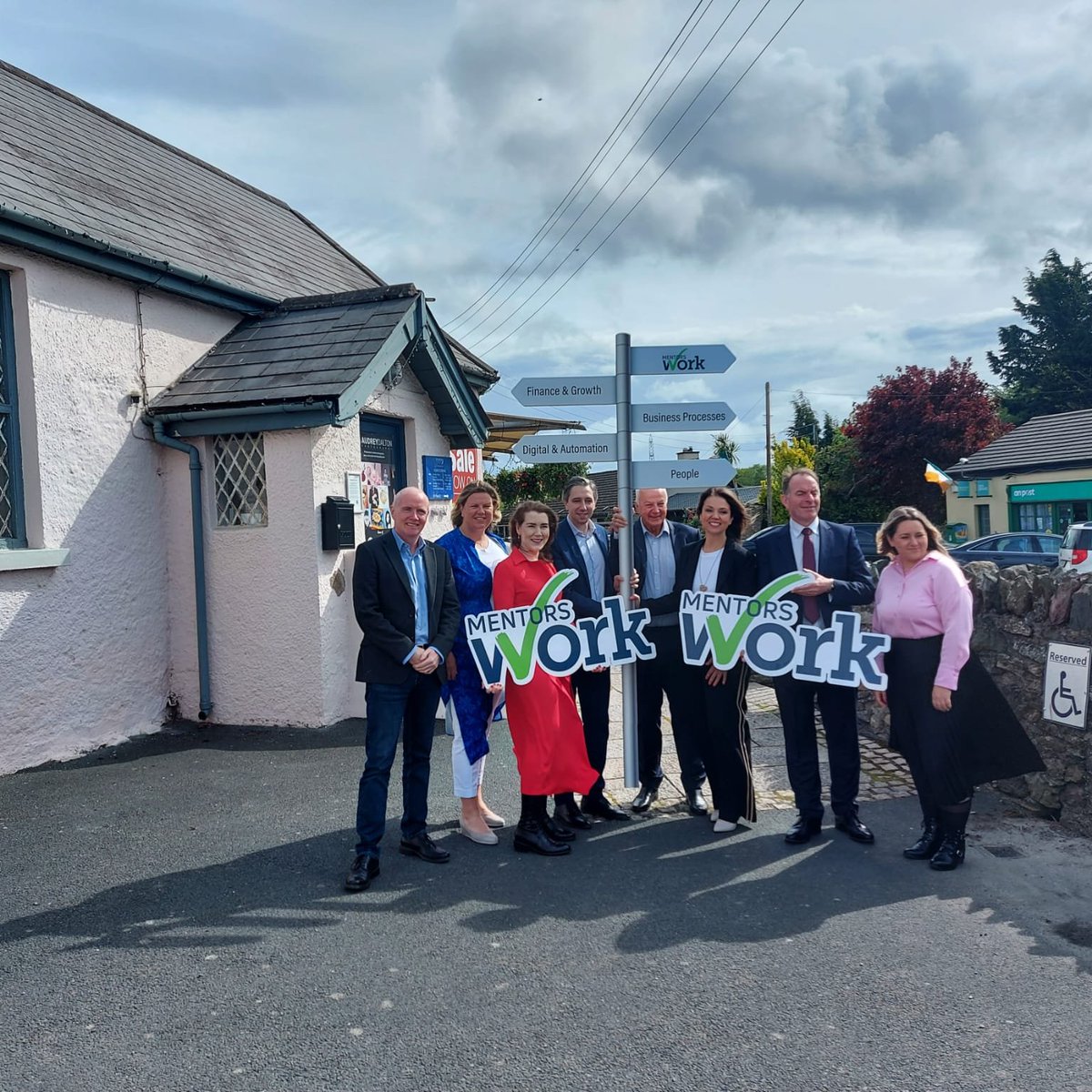 Today <a href="/SimonHarrisTD/">Simon Harris TD</a> launched the 2022 #MentorsWork with <a href="/SkillnetIreland/">Skillnet Ireland</a>, an initiative designed to help SMEs succeed.
"Through this mentorship, companies acquire technical skills and guidance on leadership, creativity, team working and problem solving." 
mentorswork.ie