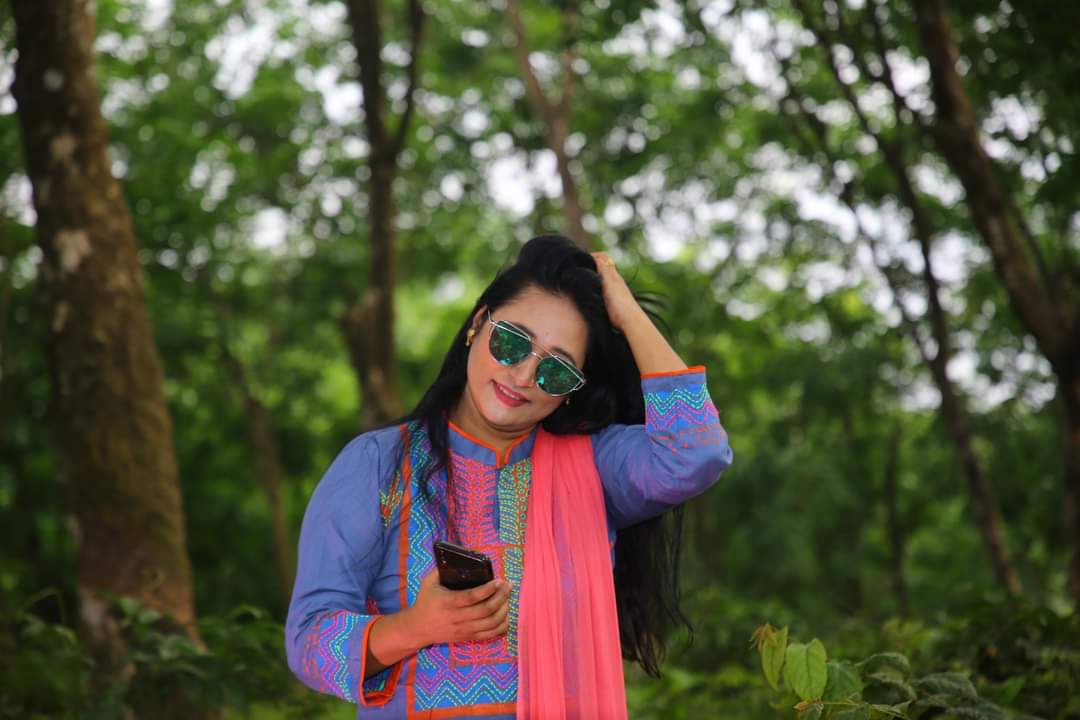 asha_sporsho's tweet photo. Be a woman with a classy attitude, focus on yourself, and the universe will come to your feet! 😎 #sylhet #sylhetdairies #asha #brandherselfbyasha #teagardensylhet🌿 https://t.co/BGnvaGLG6W