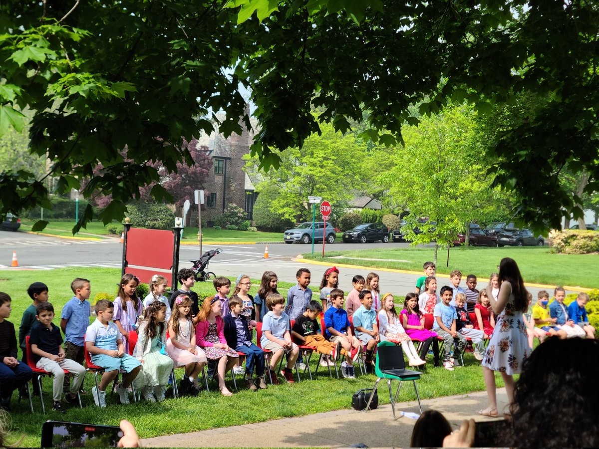 GR_Schools's tweet photo. FAS outdoor concert this morning.  Awesome performance by the students https://t.co/zl35ROJiFu