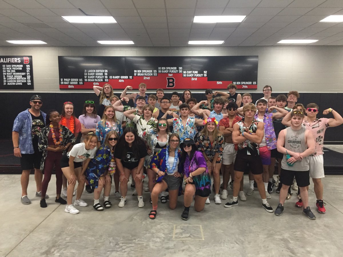 MrKunkBHS's tweet photo. Seniors final Pump!

2nd period getting a jump start on summer with some upper body work!

Going to miss this crew!

#TigerWeightTraining https://t.co/DmwijfzBdw