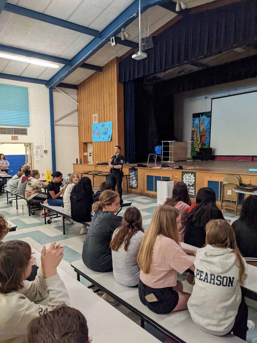 Mr. Pearce tweet media