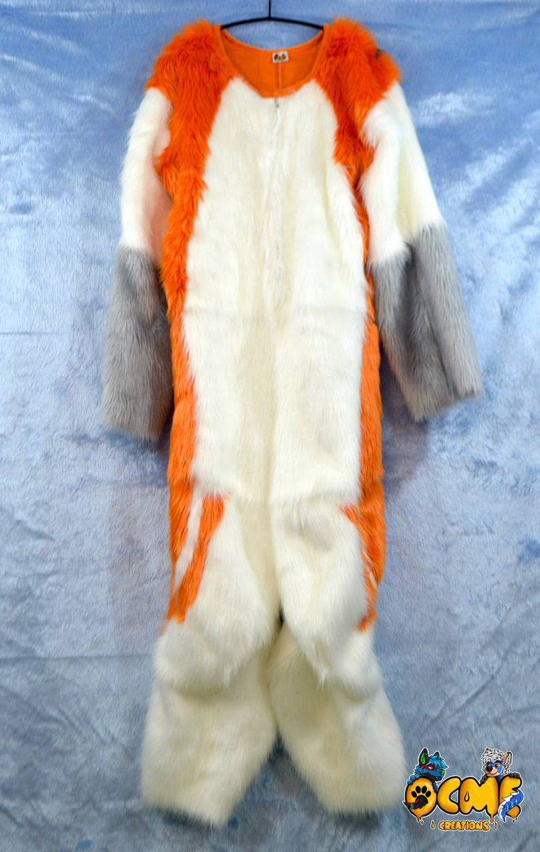 #Project23 

Der bodysuit für den Wolf ist fertig

The bodysuit for the wolf is finished

#Fursuit #Fursuitmaker #Furry #Furrie #Furryfandom #Fursuitfriday