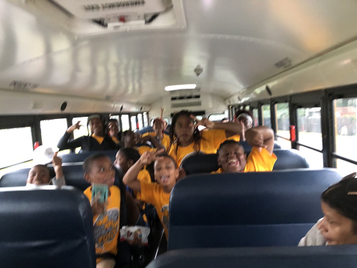 PauleHannah's tweet photo. Universal here we come! Thank you so much @UniversalORL for the tickets. Our students are excited to celebrate the end of the year and finishing all our  assessments!! #5thgradefieldtrip #TPES https://t.co/T1Rk8qcMb2