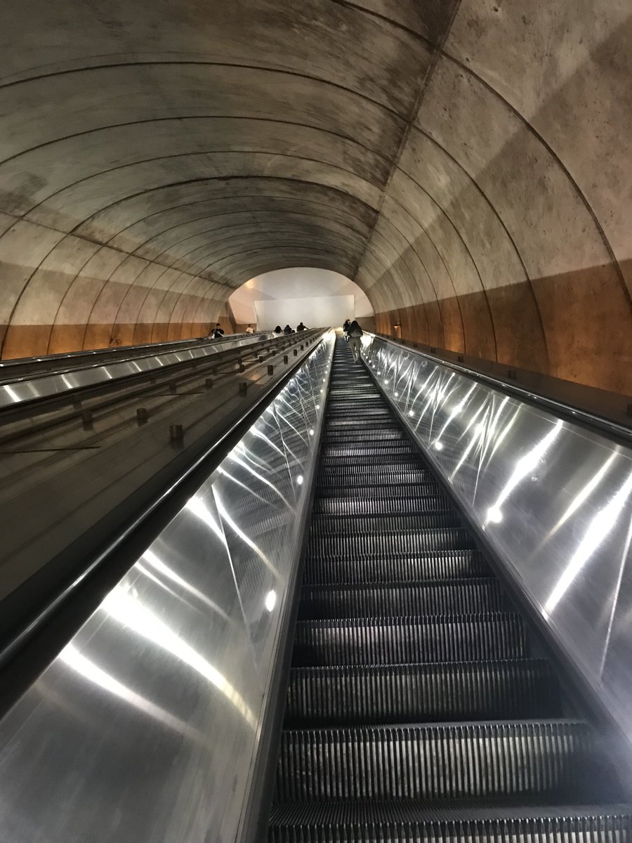 Love a bit of artfully lit brutalist architecture. 
#Bethesda