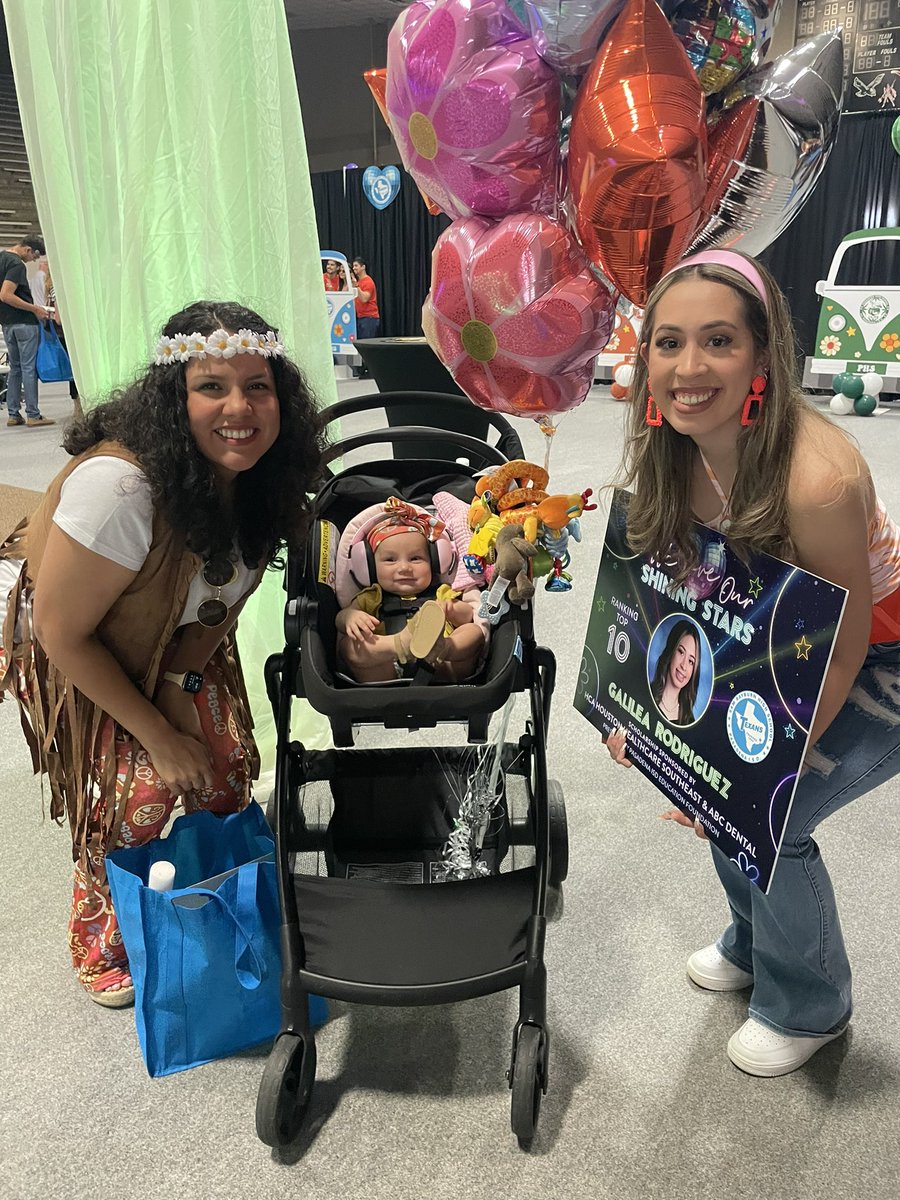 I am so proud of <a href="/rodzgalileaa/">gali ʚїɞ</a> and her accomplishments!! I am honored to be your Distinguished Educator! Go out and do great things ❤️❤️ <a href="/VReyes15/">Vanessa Reyes</a> <a href="/SamRayburn_HS/">Sam Rayburn High School</a> <a href="/RayburnECHS/">Sam Rayburn ECHS</a> <a href="/PISD_ECHS/">PISD Early College</a> <a href="/ECHS_SJC/">ECHS @ SJC Central</a>
