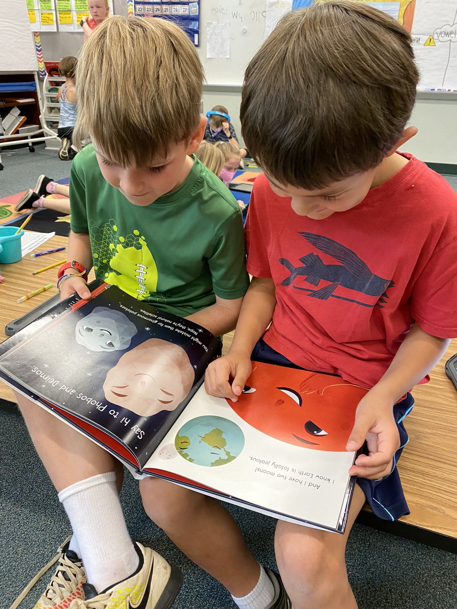 Miss Aronson's Sunflowers 💛 tweet media