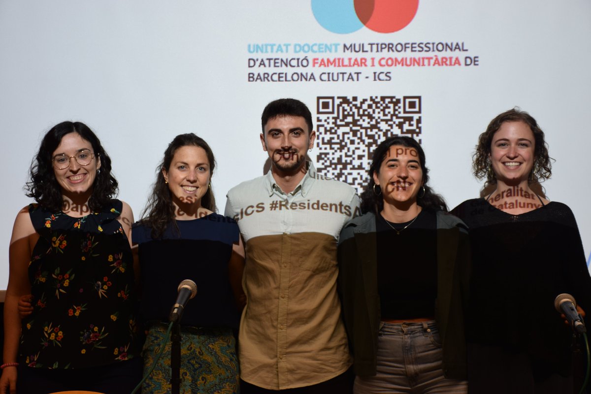 <a href="/nnadalb/">Núria Nadal</a> <a href="/icscat/">ICS. Generalitat</a> <a href="/vercingetorix1/">Ricard Riel</a> <a href="/EnriquetaBorras/">Enriqueta Borràs</a> <a href="/juditperti/">Judit Pertíñez</a> @CCLaSedeta <a href="/miguelmunoz_usr/">miguel muñoz</a> <a href="/XavierMundet1/">Xavier Mundet</a> <a href="/eserranofdez/">ElenaSerrano</a> <a href="/MJSanmamed/">MJ Fdez Sanmamed</a> <a href="/mariamdelapoza/">Mariam</a> <a href="/GarciaLareo/">MaGaLa</a> <a href="/YosebaCanovas/">Yoseba Cánovas</a> <a href="/adrianasala9/">Adriana Sa-Ladev</a> <a href="/Chiopa13/">Rocio</a> <a href="/Elinfermera/">Elisabet Carrera</a> <a href="/PalomaPrats/">Paloma Prats</a> <a href="/egibert60/">Elvira Gibert</a> <a href="/BGispert/">Blanca de Gispert</a> <a href="/Laestel_real/">Laura Estella</a> <a href="/Vickyzamora77/">Victoria Zamora</a> <a href="/congresCAMFiC/">30è Congrés CAMFiC</a> <a href="/CarmeRoca1/">Carme Roca</a> <a href="/JoanBay/">Joan Bayó Llibre</a> <a href="/MontsVerd/">MontVerd</a> <a href="/AinhoaToscano/">Ainhoa Toscano</a> <a href="/mexic1992/">Anna Ustrell</a> <a href="/ErnestVinyoles/">Ernest Vinyoles</a> <a href="/noedemiguel/">Noemi</a> <a href="/TeresaSalud/">Aricia Aergirson</a> <a href="/PRourera/">Pilar Babi Rourera</a> <a href="/fjfdezsegura/">Fran J. Fernández Segura</a> <a href="/nanivall/">Nani Vall-llossera</a> <a href="/imontanerg/">Isabel Montaner</a> <a href="/Pedrotosa/">Pedro Tomás Santos</a> <a href="/AlamedaDani/">Dani Alameda</a> <a href="/MBelenBenito/">🅱️🅱️🅱️</a> <a href="/aragones_rosa/">Rosa Aragones</a> <a href="/MugSusana/">Susana Muñoz</a> <a href="/BBilbeny/">Beatriu Bilbeny</a> <a href="/MAVilaColl/">Ma Antònia Vila-Coll</a> #CAPBonPastor i #CAPElCarmel guanyen el 1r premi de la 13a Jornada de recerca per a #ResidentsICS amb l'estudi 'Teleconsulta a l'atenció primària: valoració d'usuaris i professionals i perspectiva de futur'. Moltes felicitats!