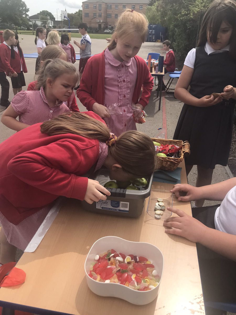 MrS_OLOS's tweet photo. This afternoons Elm class fair was a great success!!! All of the children were amazing and I am so proud of all of them for the time and effort they have put in to their stalls!! https://t.co/gi1IavHXh0