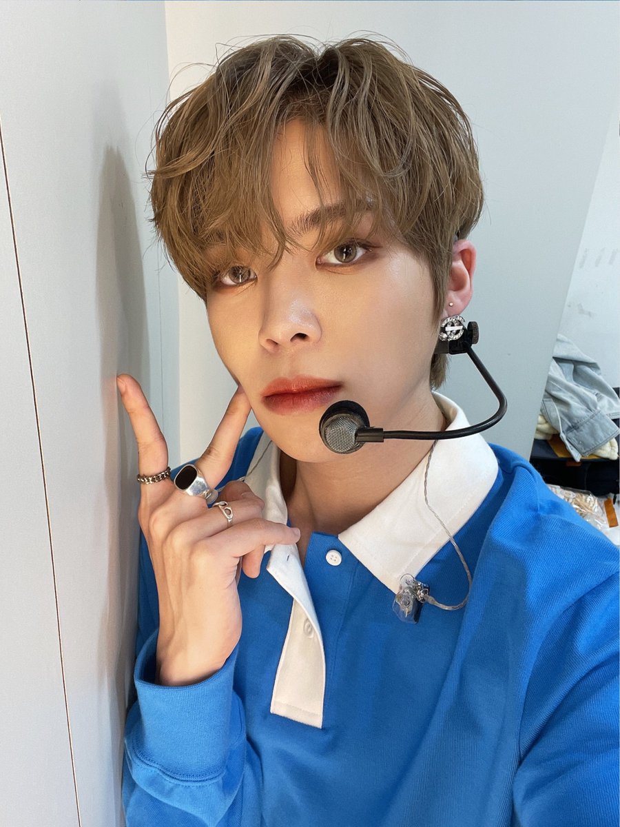 kneuty's tweet photo. 에어프라이기돌린고구마...    촉촉물고구마... https://t.co/BOL8htNo4e