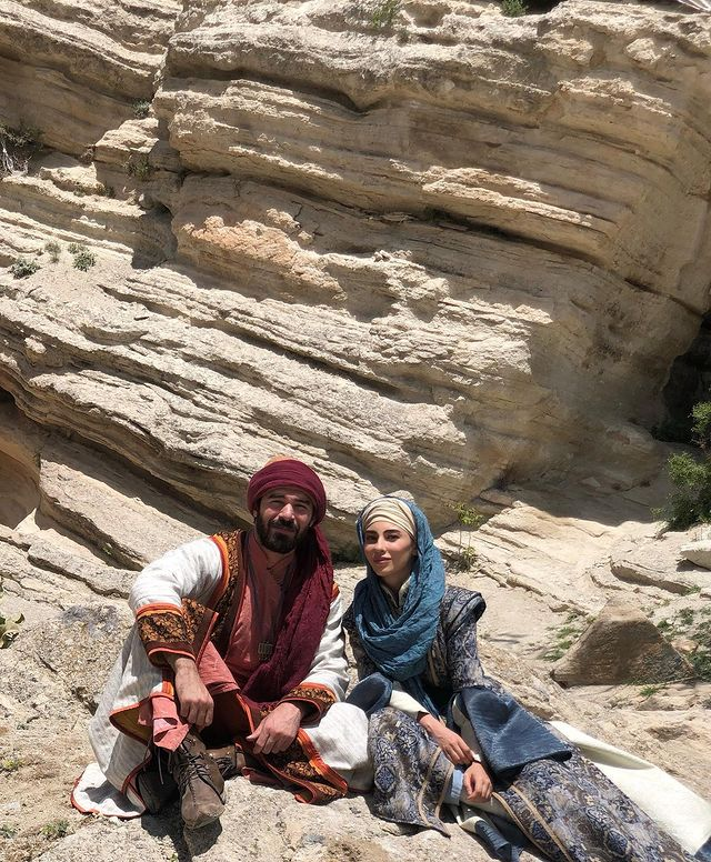diziitakipcisii's tweet photo. #Mevlana çekimleriden #YusufÇim ve #SinemReyhanKıroğlu 🎬 https://t.co/FwkIWAew9i