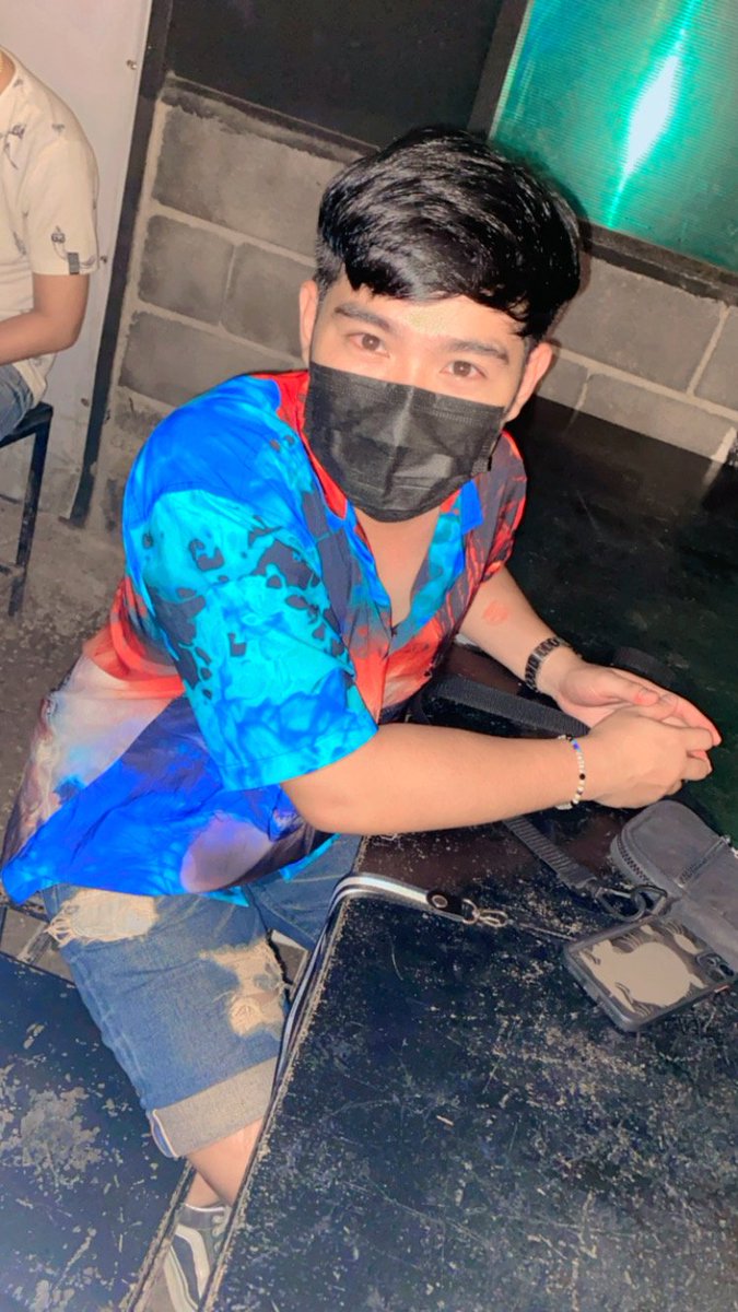 Nat110345's tweet photo. มีใจก็ตามมา  
ร้านเมาดีฟ  #สุราษฎร์ธานี https://t.co/3OJecIEQEz