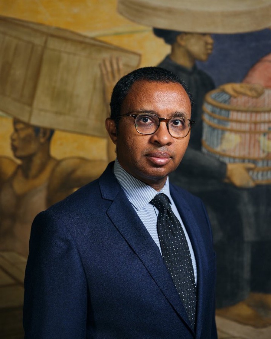 🇫🇷 FLASH - L'historien et directeur du Musée national de l’histoire de l’immigration Pap Ndiaye va être nommé ministre de l'Éducation nationale à la suite de Jean-Michel #Blanquer. (BFMTV)
