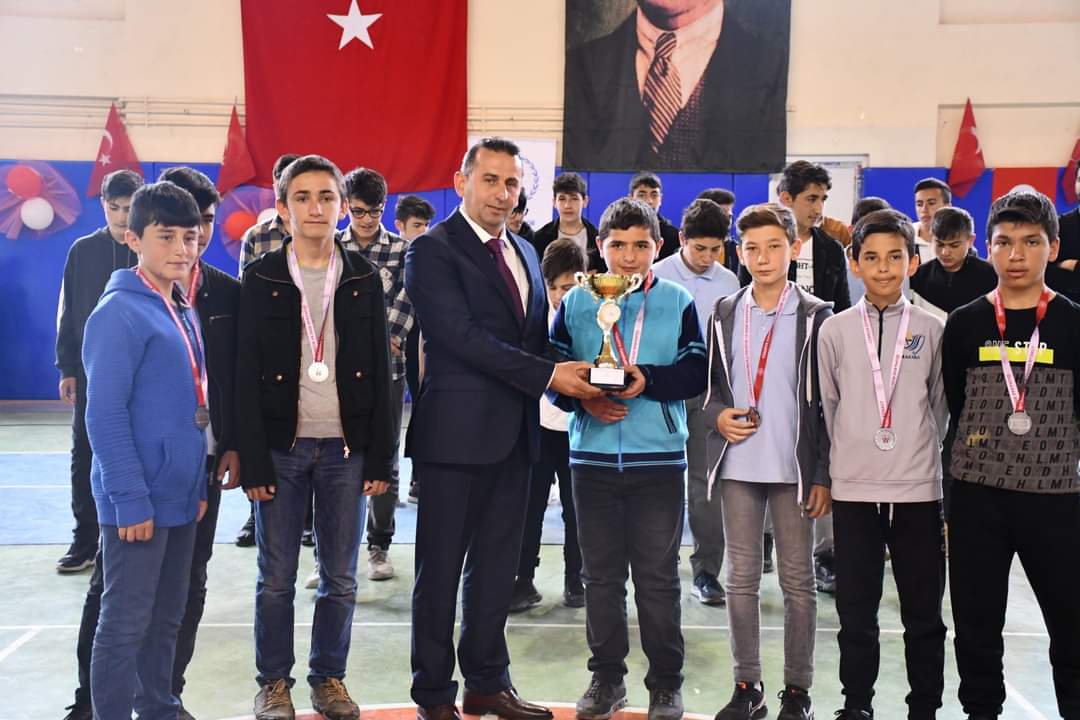 alucrabel's tweet photo. 19 MAYIS
ATATÜRK'Ü ANMA,
GENÇLİK VE SPOR BAYRAMIMIZ
KUTLU OLSUN 🇹🇷

Saygılarımızla,
ALUCRA BELEDİYE BAŞKANLIĞI https://t.co/DT6dAnkOlP