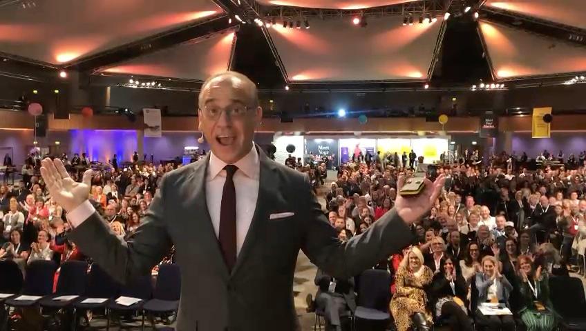 Theo Paphitis tweet media