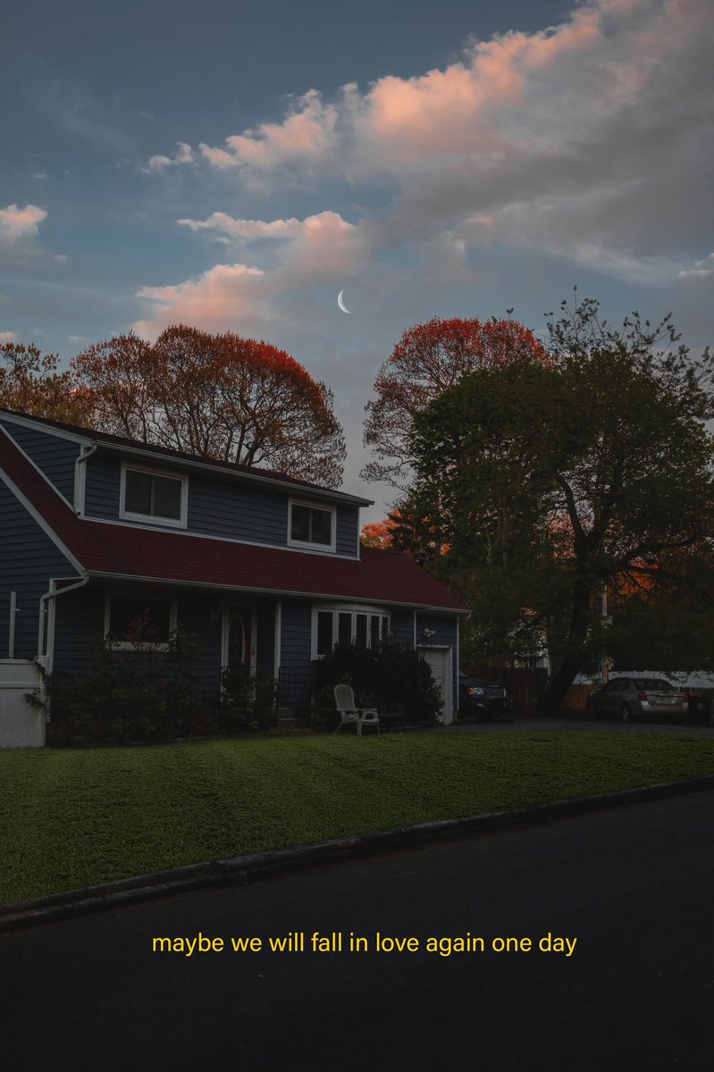 KlLLEDMYSELF_'s tweet image. emotional disconnect