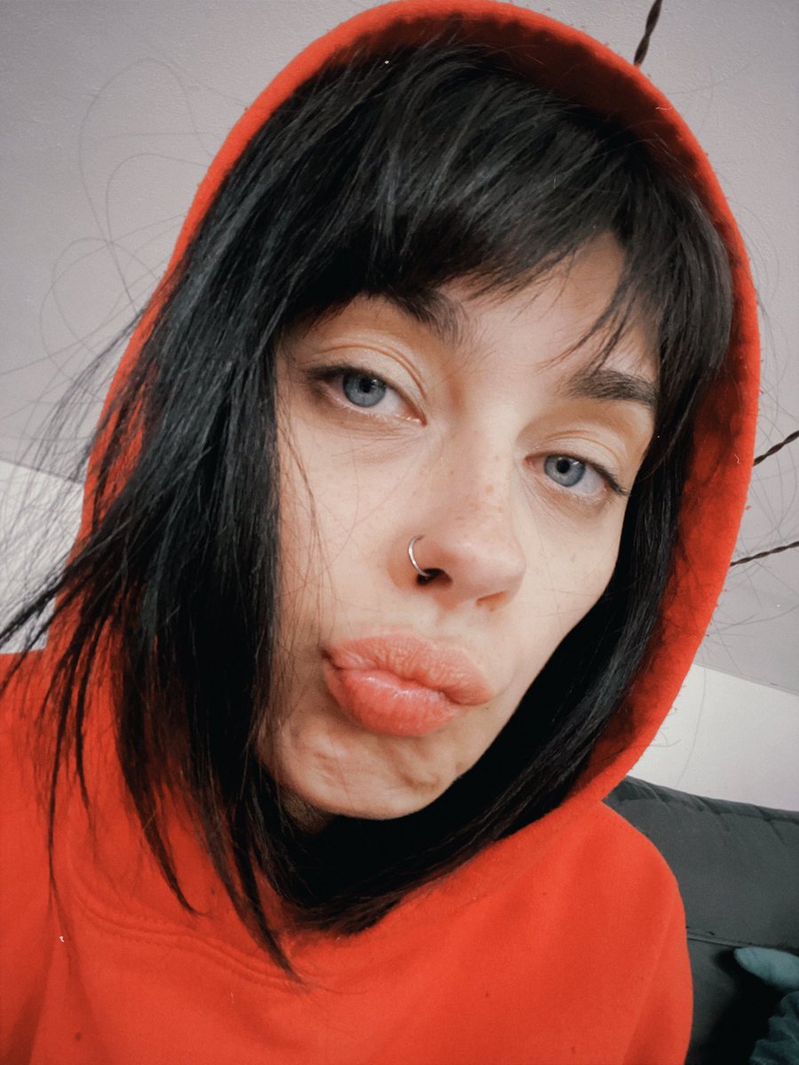 justlavii's tweet photo. Everybody здрасьте🤪 https://t.co/nX668IM3P2