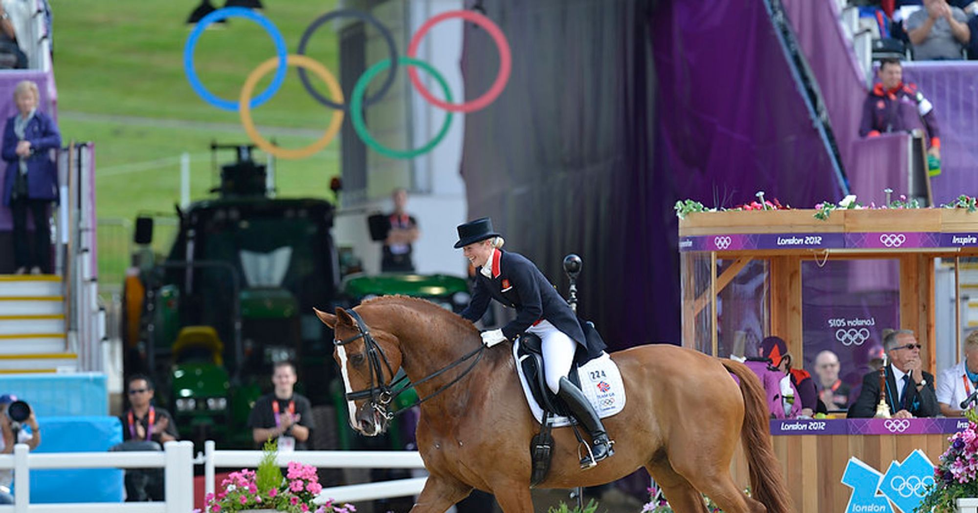 The FEI on Twitter "Laura had us roaring with pride! 🦁 LauraB