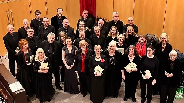 ECC are recruiting! - Open rehearsal THIS TUESDAY 24th May
We are looking for singers with good sight-reading ability - ALL VOICE PARTS WELCOME!
We currently rehearse on Tuesdays 19:15-21:45 at St Philip's Church, Earl's Court Road.
More info: membership@englishchamberchoir.co.uk