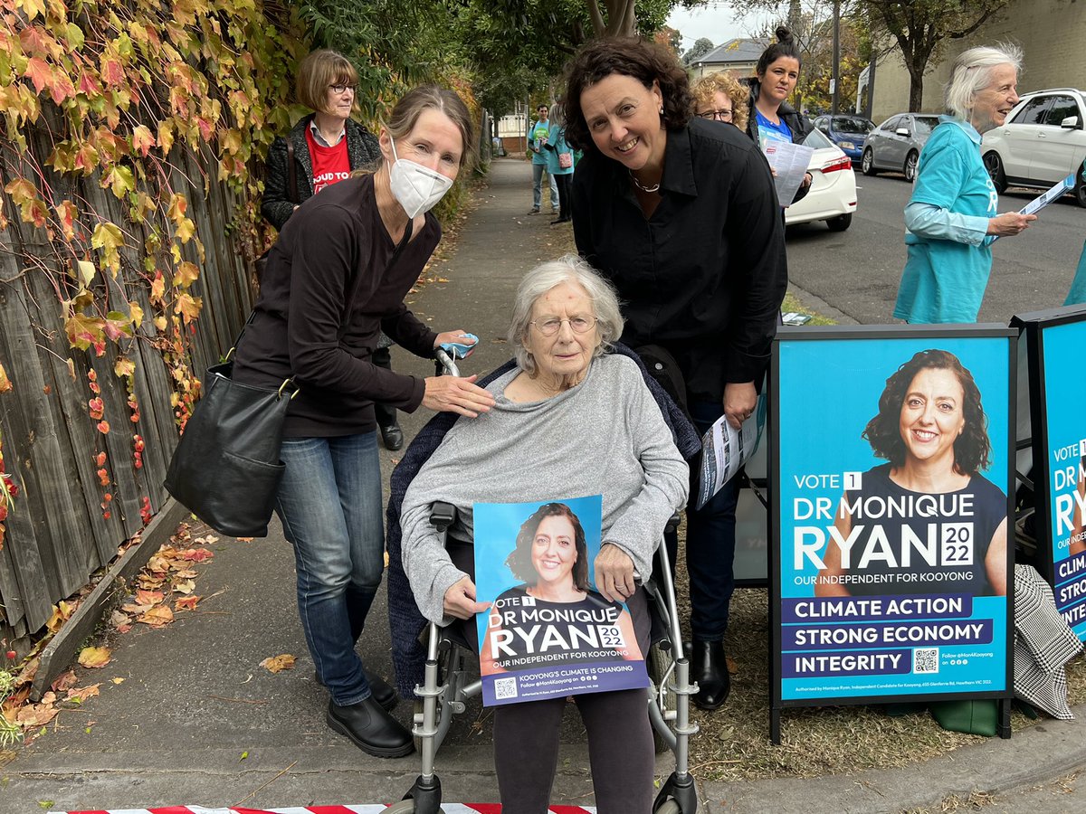 This is Joan - a 95 year old North Balwyn resident who left hospital DETERMINED to cast her vote: for integrity, for the future of her (many!) grandchildren, and for the Murugappan family.