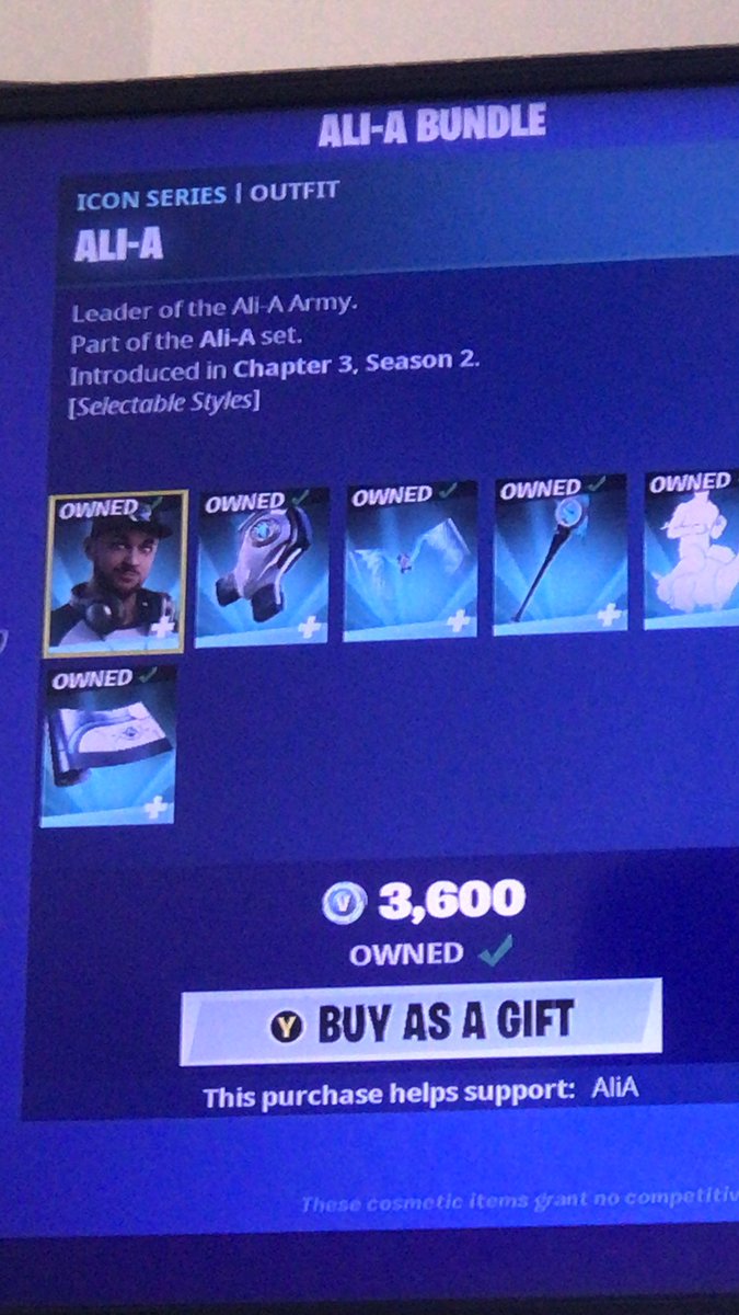 Hollyscott1221's tweet photo. #codealia OMG this skin is just too good π€―π₯π₯π₯ https://t.co/FmXtnNLXd2