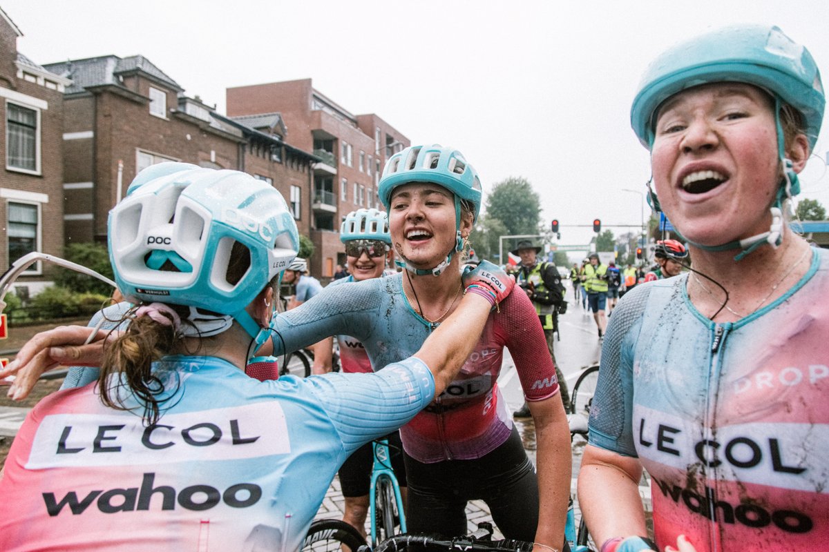 🏆 Winner! 🇫🇷 

After an epic, rainy and windy race, Gladys has taken the win at <a href="/vdaal_vdaal/">Veenendaal-Veenendaal</a> from the break. She spent more than 90km off the front at #VV22 with one other rider, and was able to out-sprint her companion for the narrowest of victories. 

#ColourTheRoad