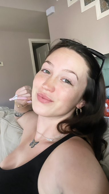 How y&rsquo;all doin? 😇 https://t.co/OjpHdQsMdW