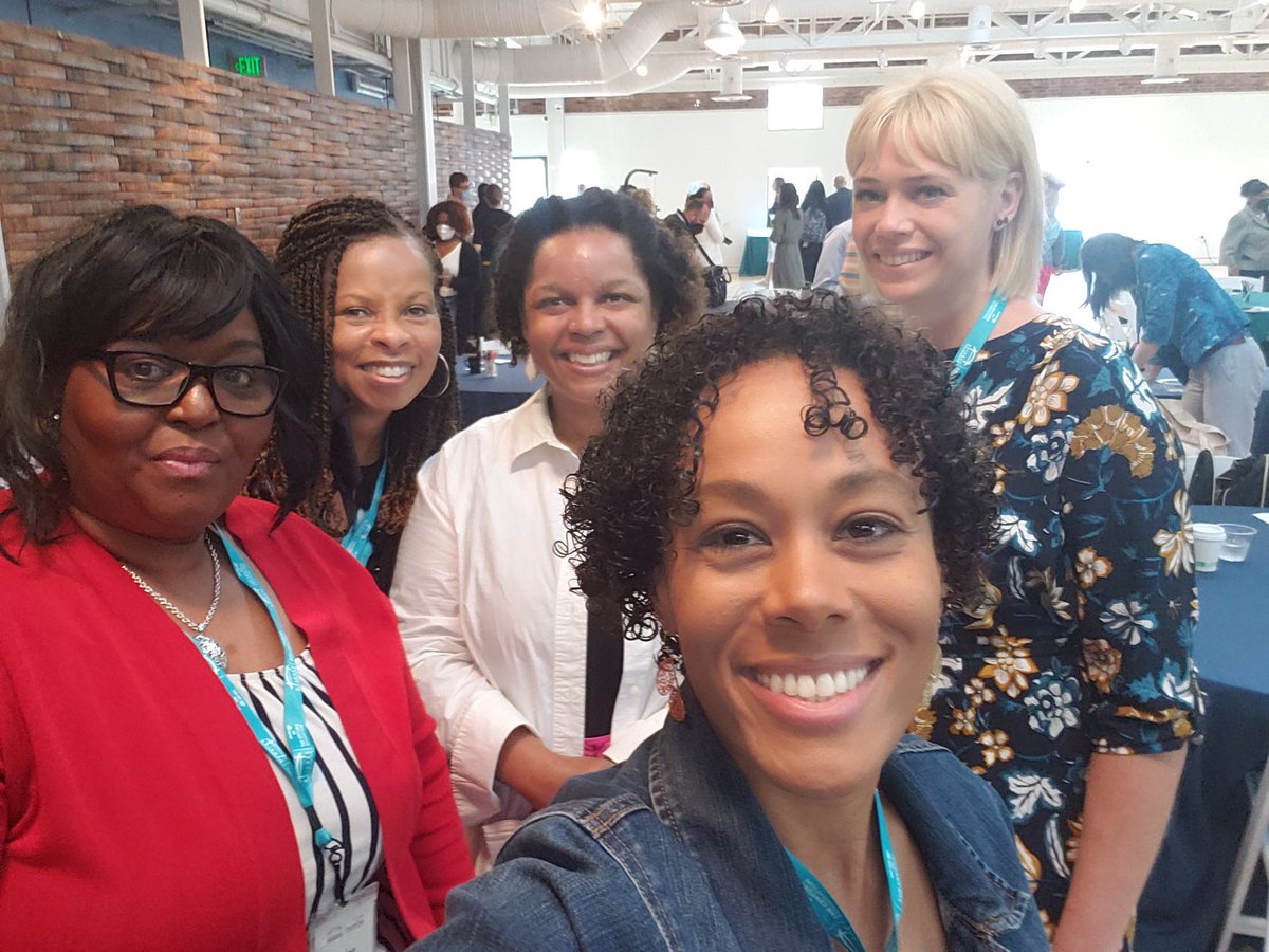 Mobility_Works's tweet photo. We’re out in full force at @TCFdotorg #BridgesCollaborative talking #housingmobility as a 🔑 to racial equity and choice | pic: Adria Crutchfield, @_BRHP; Ann Lott & Shamira Lawrence, @ICPDallas; Andrea Juracek & Catherine Johnson, @HCP_Illinois https://t.co/Xh315lS4kO