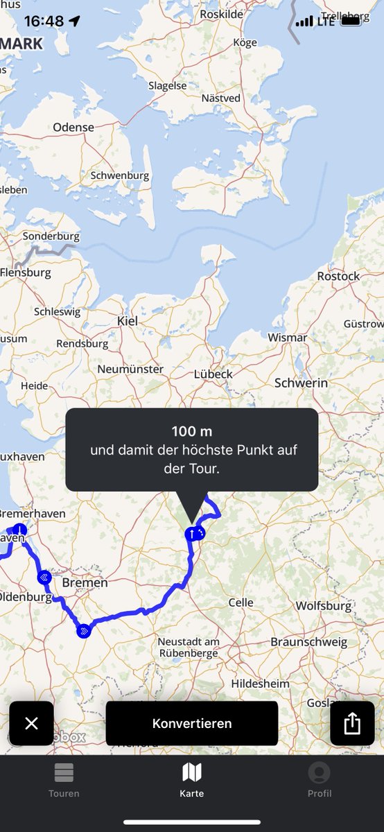 Norddeutschland. Ganz eigener Charme, wirklich toll, aber Berge und Kurven können se nicht. 

Und ja, die größte Schräglage von 26° war ein Kreisel.