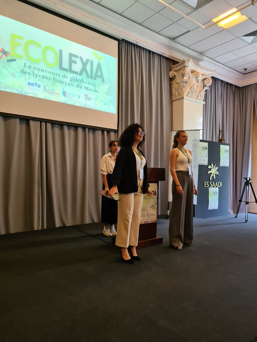 lvhmarrakech's tweet photo. [#ECOLEXIA] 150 personnes sont là, au #EsSaadi, pour assister à la 1ere éd. du concours de plaidoiries environnementales Ecolexia, réunissant 15 finalistes scolarisés dans une dizaine de lycées d'enseignement français au #Maroc. @AmbaFranceMaroc https://t.co/zl9MmeqXrx https://t.co/uMhaafk03j