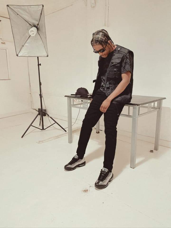 Happy Birthday @MuyeraDragon   More Life More Blessings 👑

Listen  ➡️ open.spotify.com/episode/734UgN…

#Kirf #Podcast #Birthday #Zimbabwe #redmarketsunday