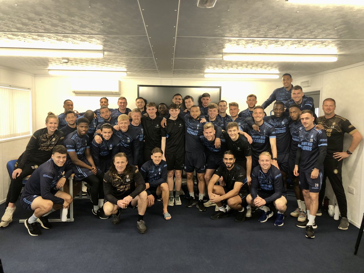 Huge thank you to all of the Sports Therapy students from @BucksNewUni who have been a massive help all year and throughout the playoffs <a href="/wwfcofficial/">Wycombe Wanderers</a> <a href="/BucksSport/">Bucks Sport</a> #chairboys #WycombeWanderers