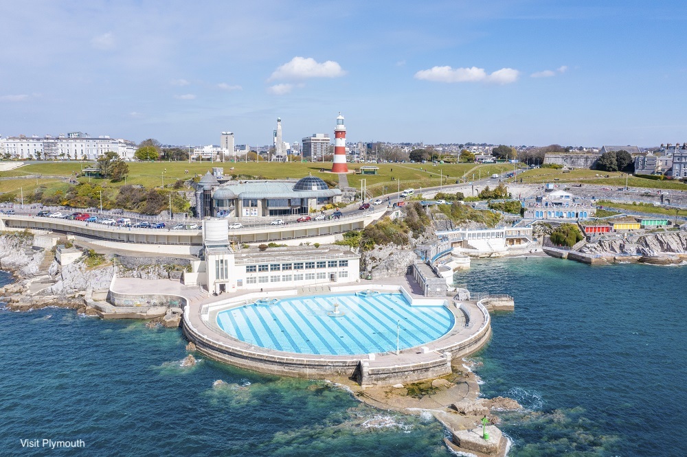 LewisPugh's tweet photo. Out of the 10 best swimming pools in the UK, Tinside Lido in Plymouth is number 1! Perfection 😍👇🏊 https://t.co/6KvrzpNIjT