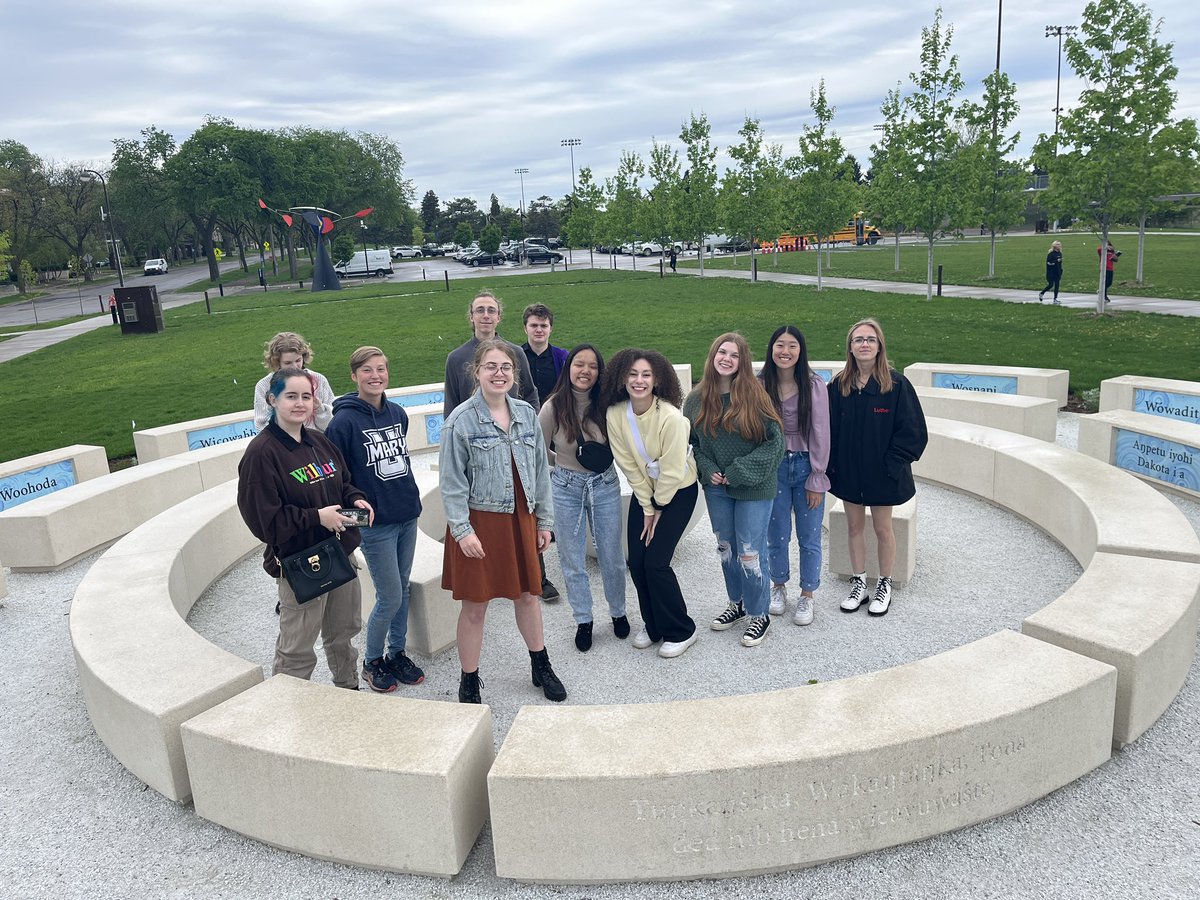 TrishaAbel's tweet photo. Walker Sculpture Garden with our Sculpture and Humanities students on this chilly morning. #MontiArts #MontiMagic https://t.co/U2J9T17yso